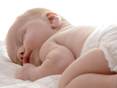 宝宝5种错误睡觉方式