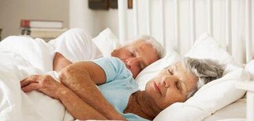 如何改善老年人睡眠