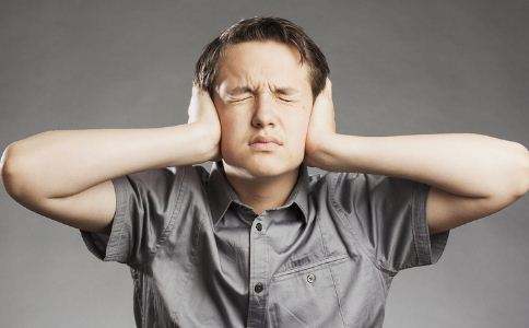 耳鸣是什么原因引起