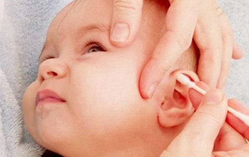  小孩耳朵痛是怎么回事