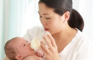 新生儿怎么喂养奶粉