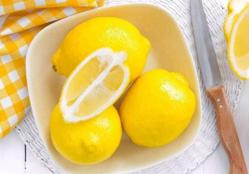 吃什么水果美白最快 柠檬
