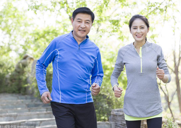 中老年人用跑步健身应注意哪些事项